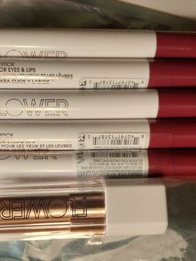 Flower Beauty Scribble Stick Lip Bundle (5 Razzle Berry + 1 Wild Berry Matte) NE